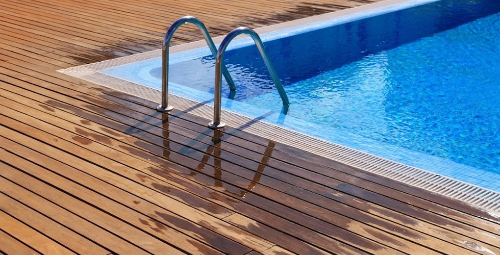 How Each Wood Holds Up to Water